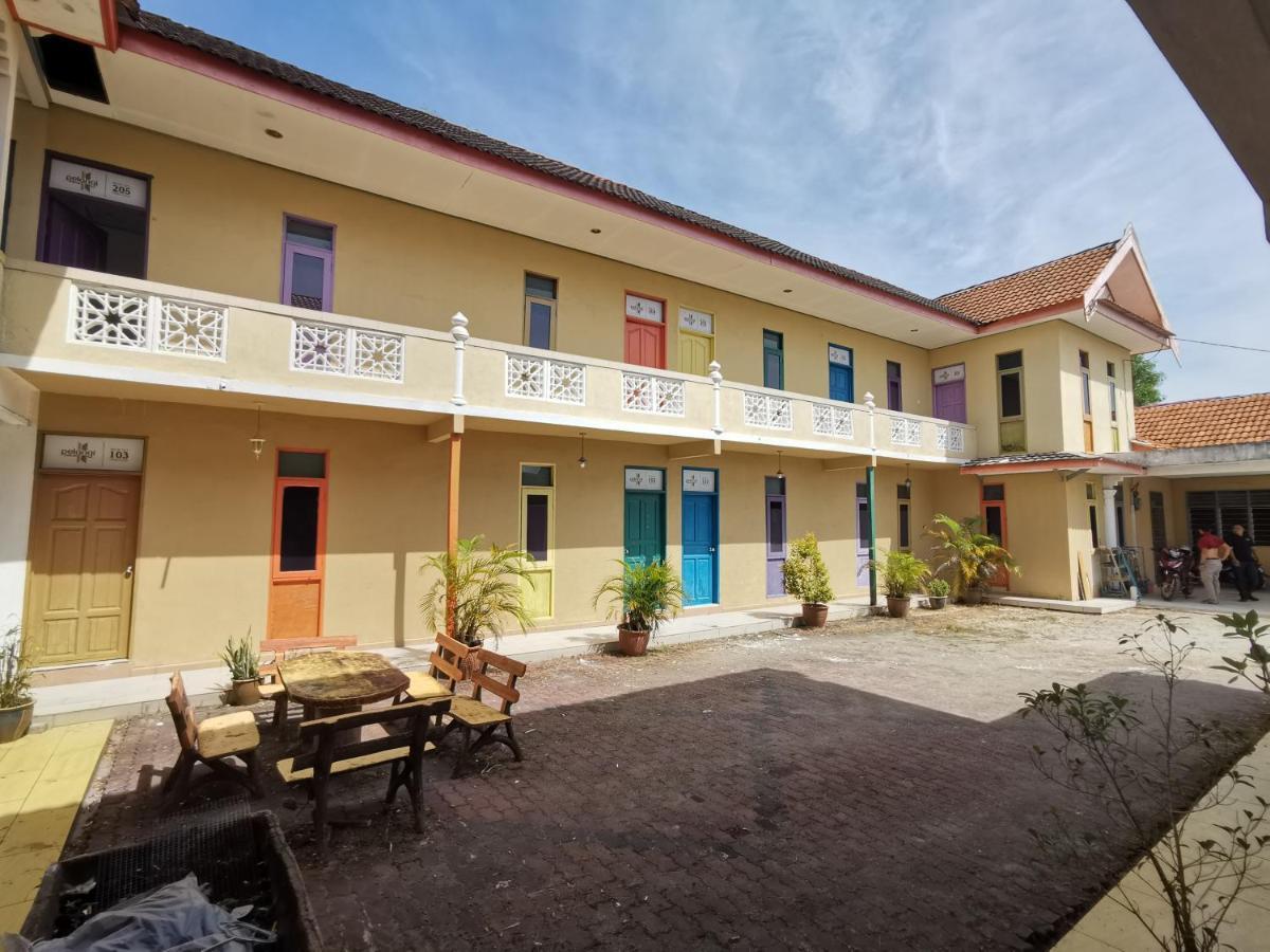 Hotel Rvh Kuala Terengganu Extérieur photo